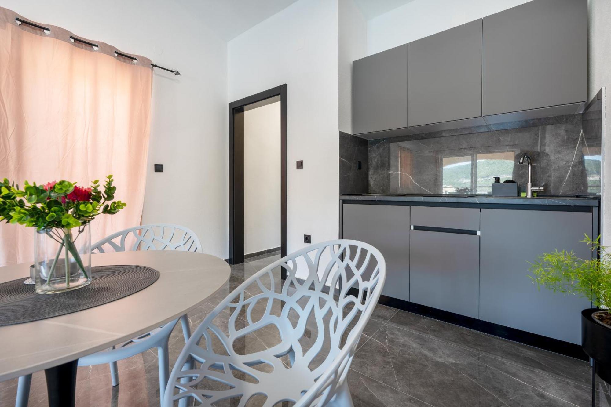 Apartmani Divna 네움 외부 사진