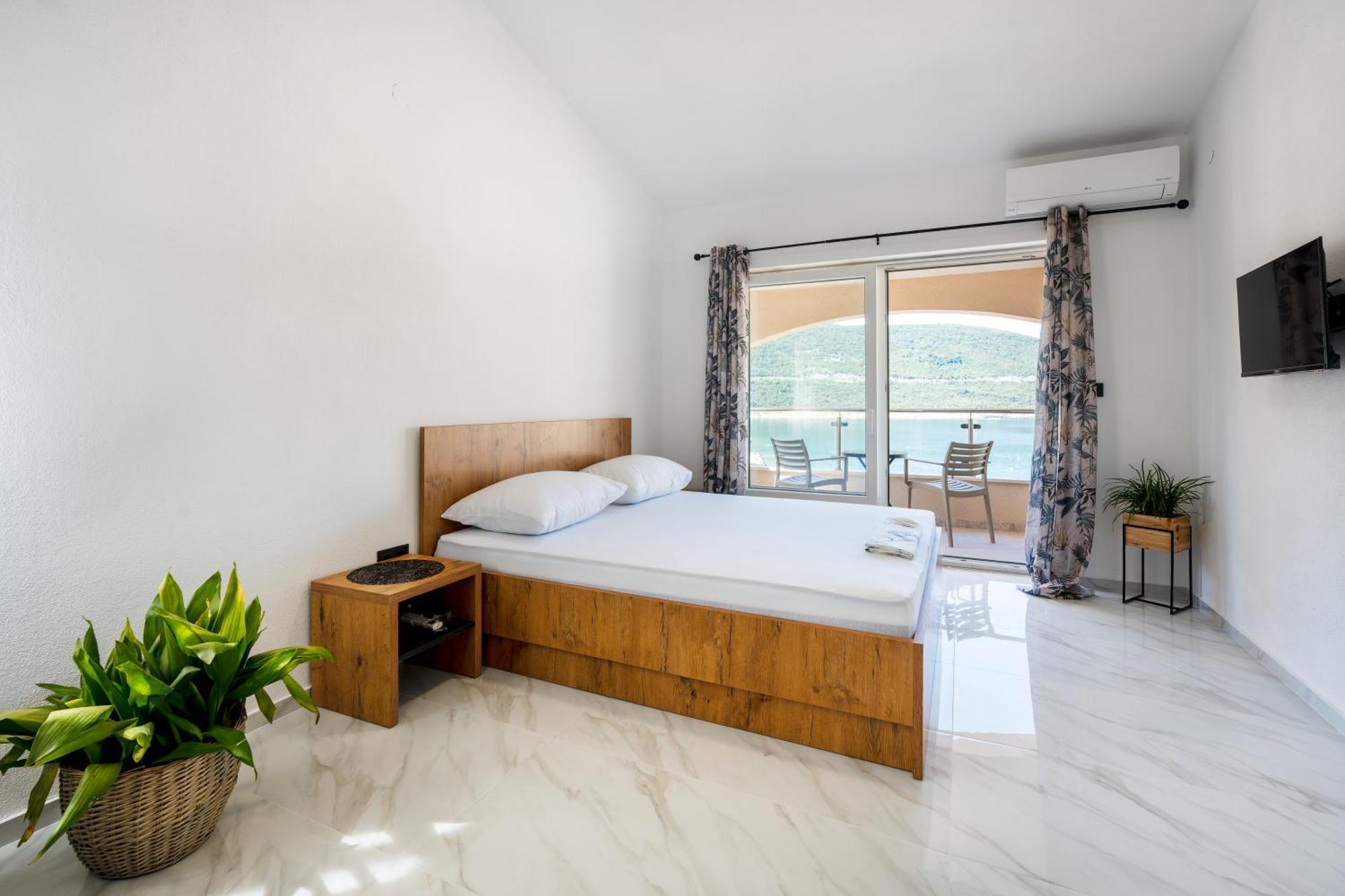 Apartmani Divna 네움 외부 사진